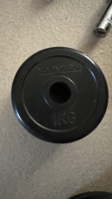 Vendo 4 discos de 1 kg 28 mm