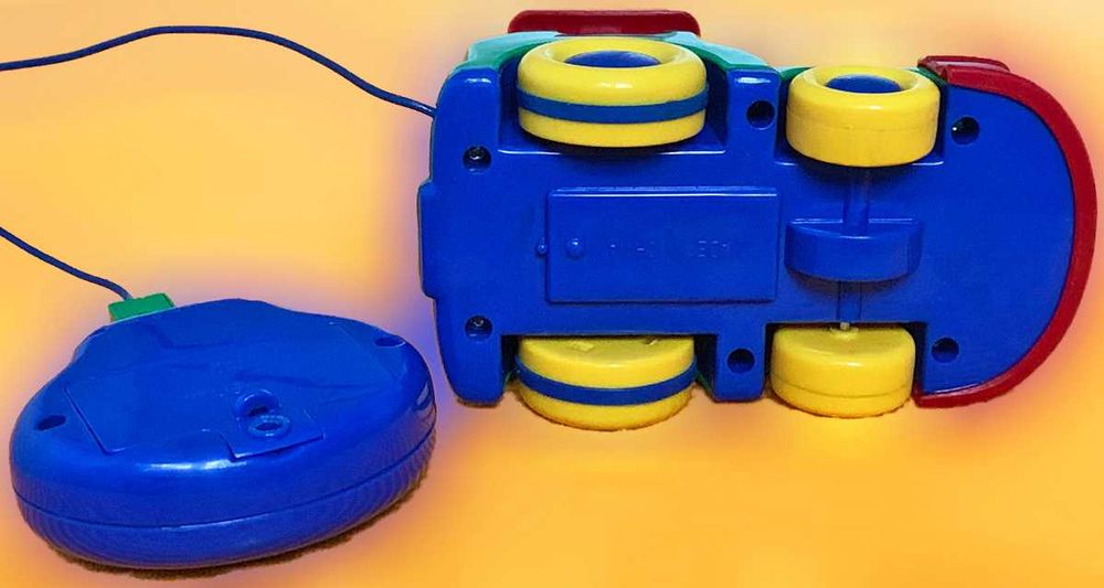 Brinquedo Comboio com Comando, Novo