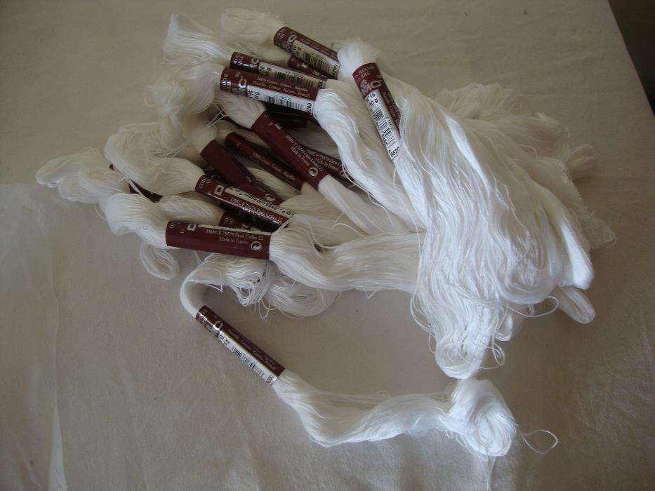 12 Molhos de Fio Branco para bordar, GMC (Novos)