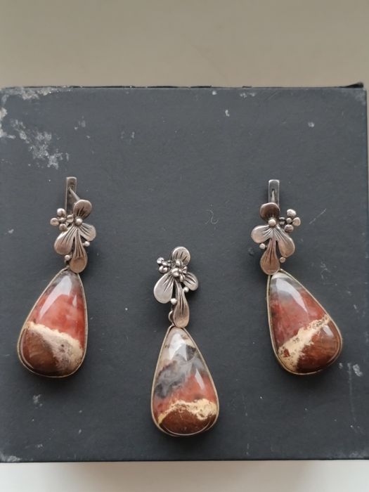 Серебряные украшения. 8500