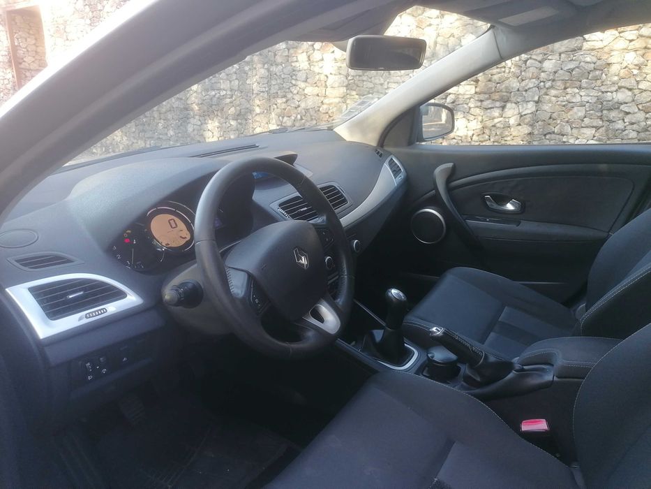 Renault MEGANE 2009