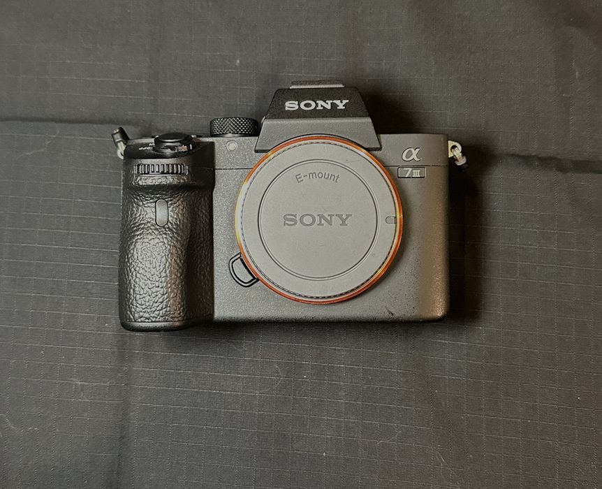 Aparat Sony A7 III NISKI PRZEBIEG zestaw