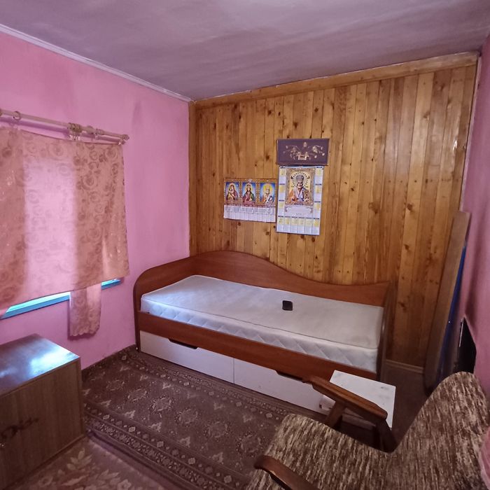 Продаж дачного будинку,від центра міста 4км,є можливість прописки