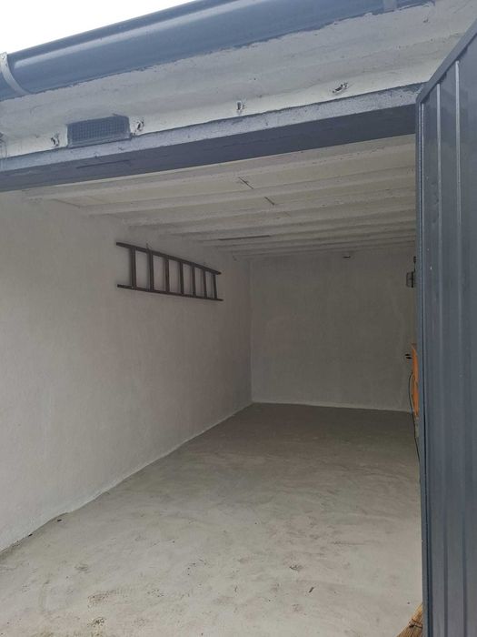 Garaż 16 m² Murowany z Prądem - Odnowiony ul. Konduktorska - Widok 2
