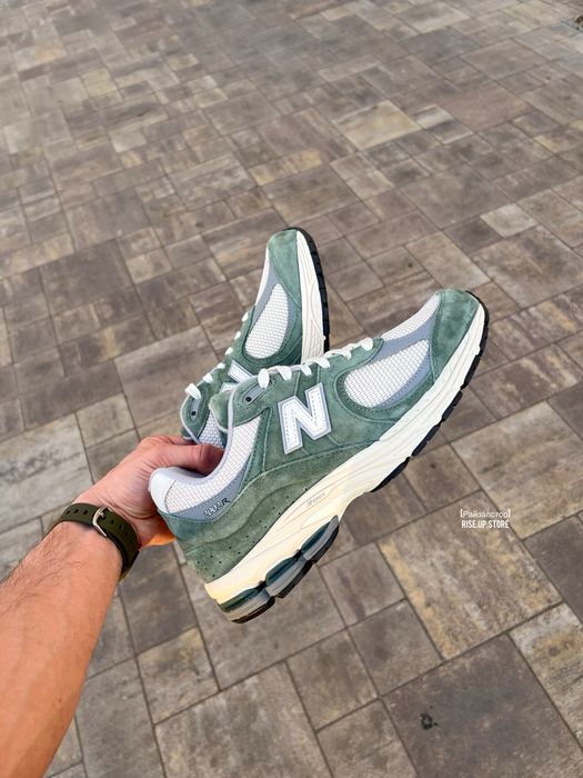 Кросівки New Balance 2002r U2002RRC оригінал 41 44 44.5