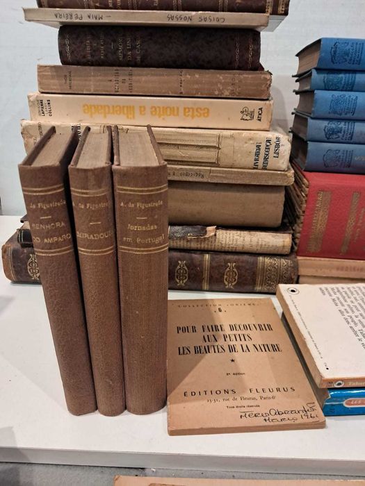 Livros Antigos Português e Francês