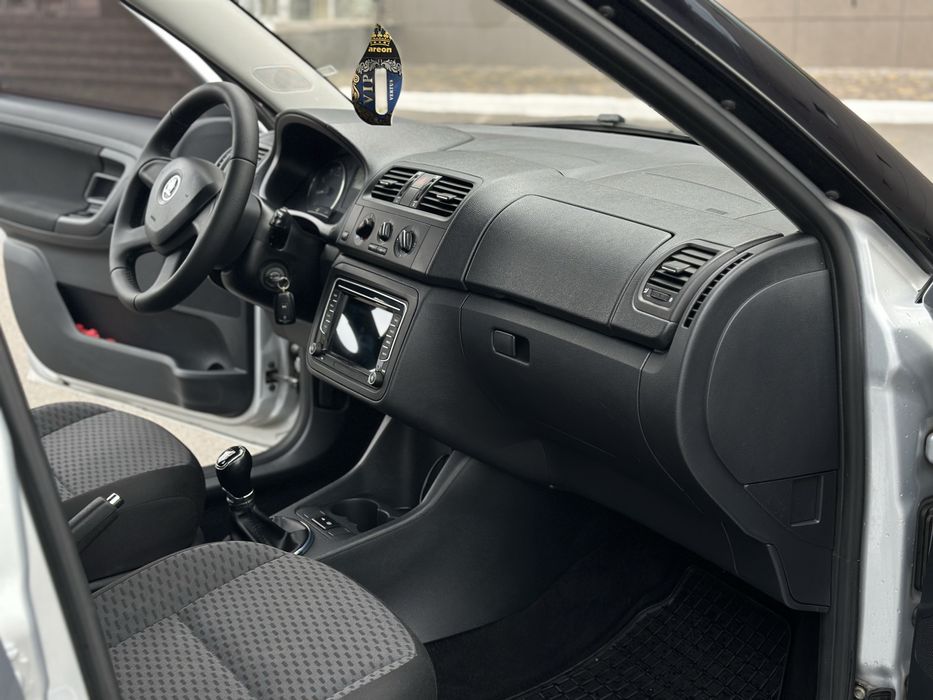 SKODA FABIA 2013 VIN TMBEC45J6EB500715 фото оголошення 12 з 15
