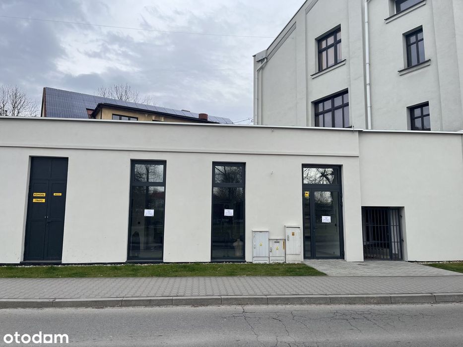 Do wynajęcia lokal usługowy 34m2 w Cieszynie /z parkingiem i witryną/