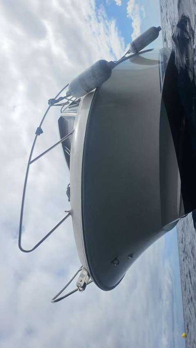 Barco cabinado quicksilver weekend 640