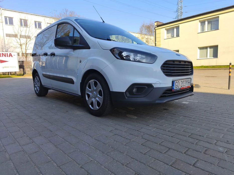 Ford Transit Courier  pierwszy właściciel, serwisowany ASO, FV 23%