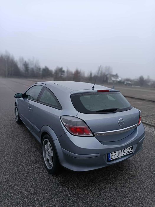 Opel Astra H GTC 1.8