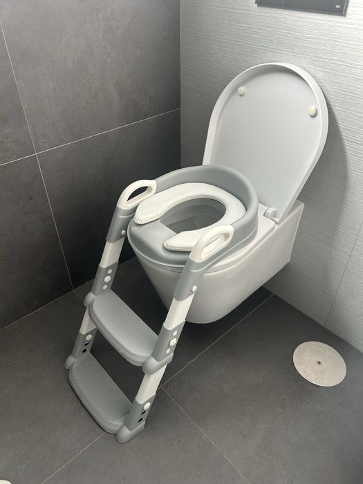 Escadas para sanita com degraus ajustaveis