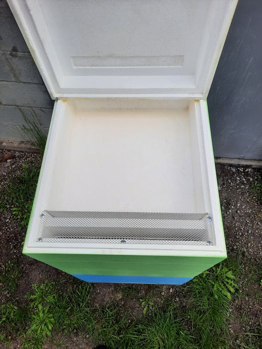 Вулики ППС. З пластиковим фальцем.