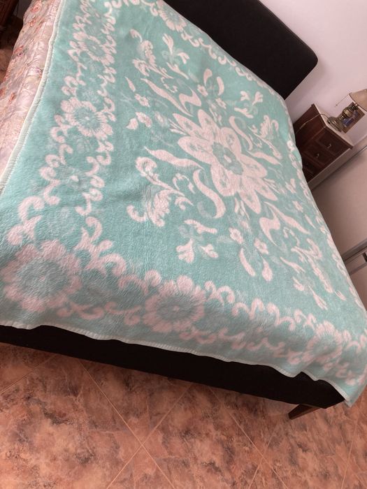 Cobertor quentinho em bom estado