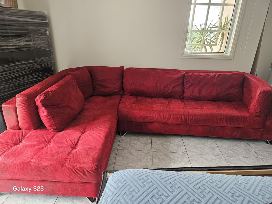 Sofá com chaise longue