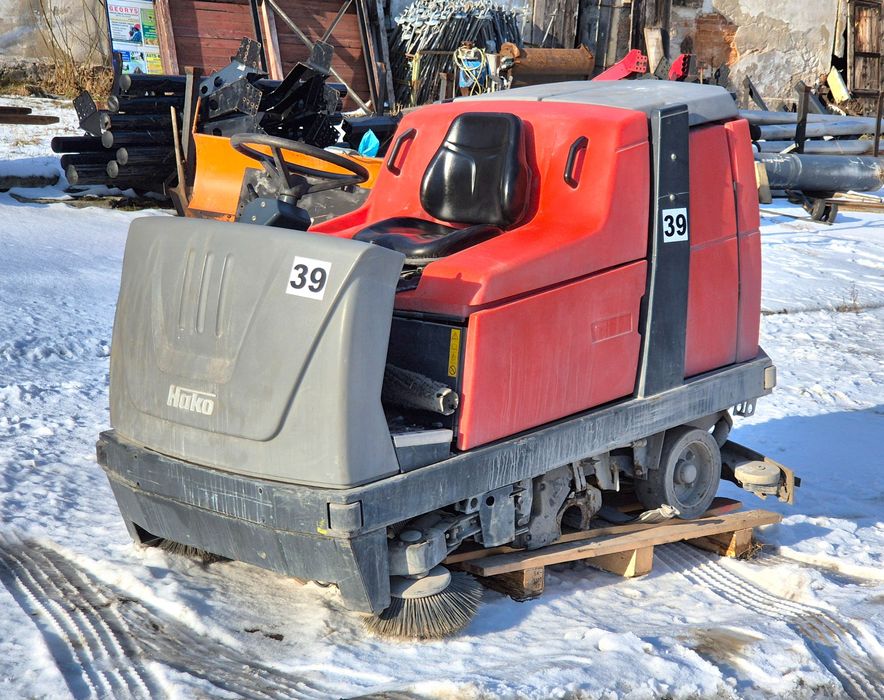 Zamiatarka przemysłowa Hako Hakomatic⁠B⁠1050 NOWE
