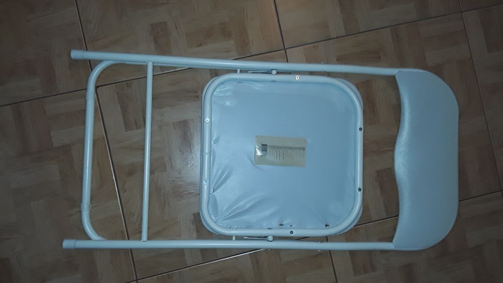 Krzesło turystyczne składane.