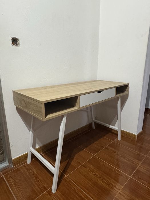 Secretária se escritorio