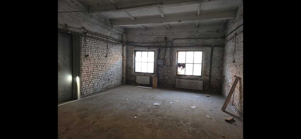 Оренда виробничо-складського приміщення 134 та 220м2 у Львові.