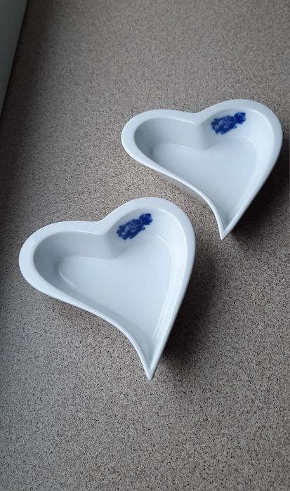 2 miseczki w kształcie serca