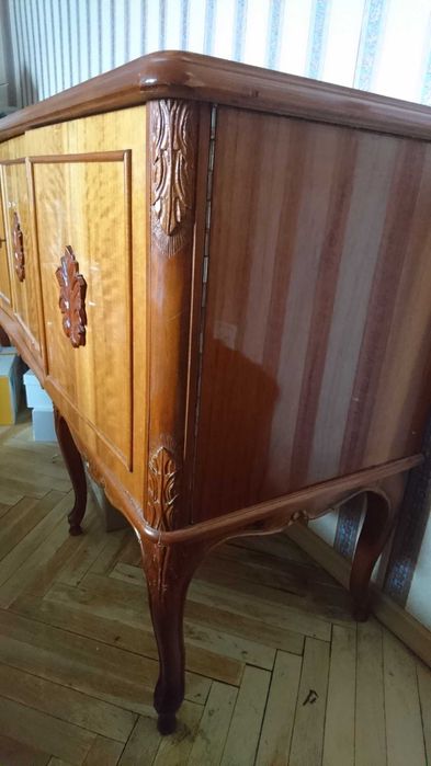 4 стула от гарнитура  Элеонора Румыния стол тумба сервант винтаж