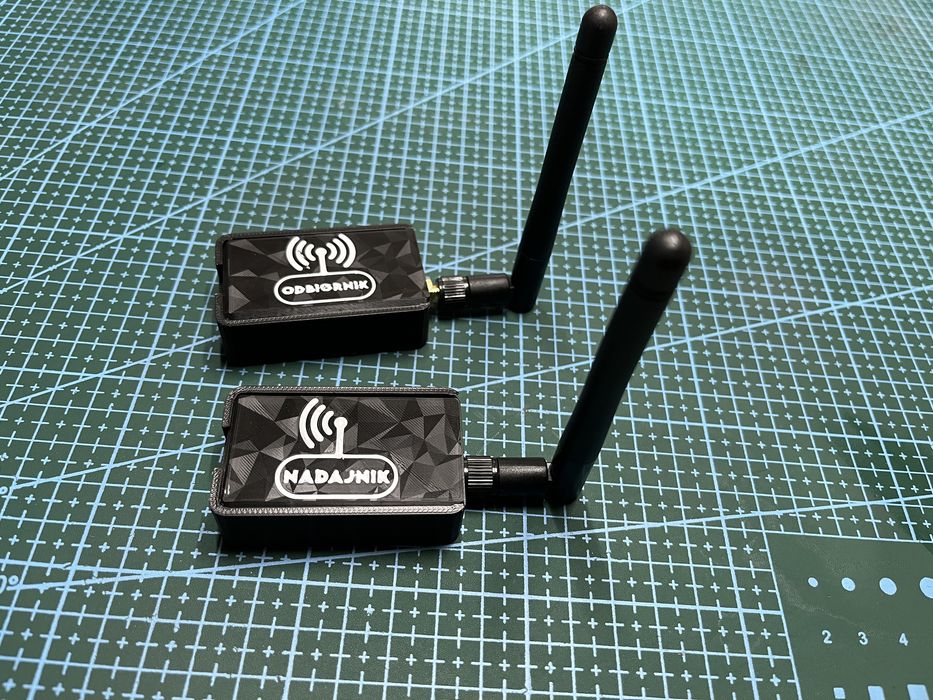 Czujnik temperatury wilgotność zdalny podgląd duży zasięg termometr