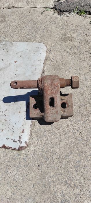 Кріплення до попиречки.