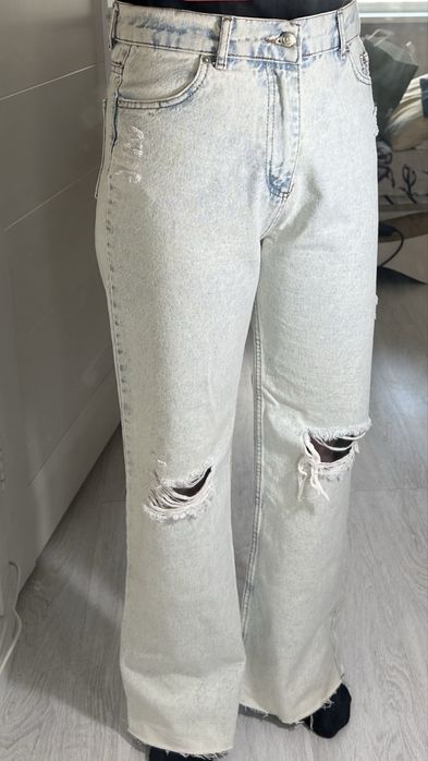 Жіночі світло сині джинси розмір EUR 40 USA 8 MEX 30