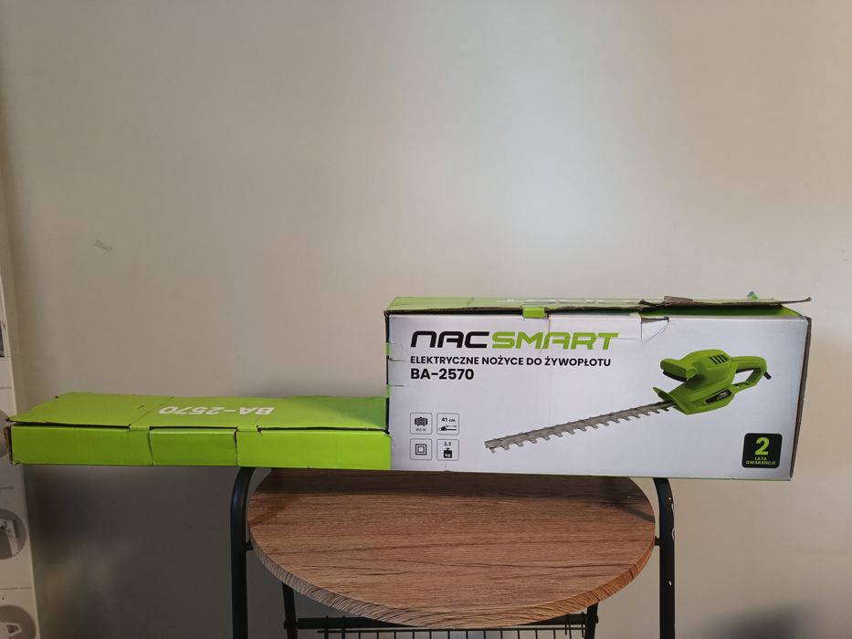 Elektryczne nożyce do żywopłotu NAC SMART BA-2570