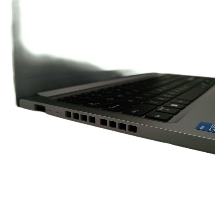 Laptop Asus Vivobook X1502V