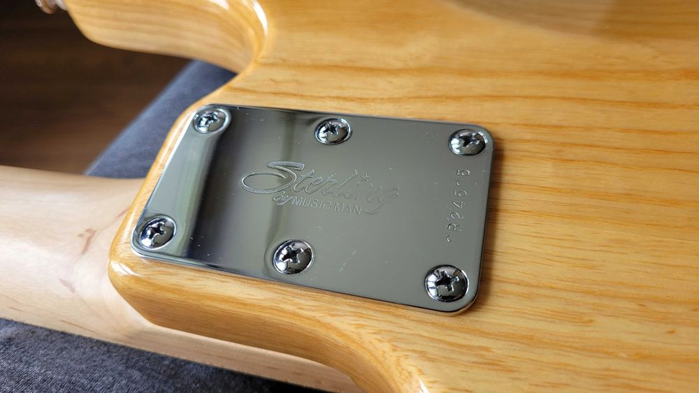 Gitara basowa Sterling Ray34 NAT + pokrowiec. Super Stan!