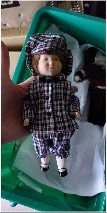 Bonecos de porcelana