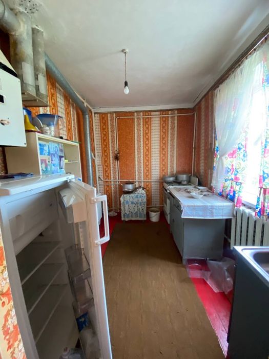 Житловий будинок для великоі родини