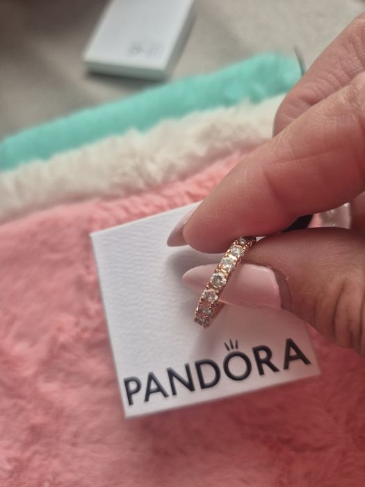 Anel pandora número 18