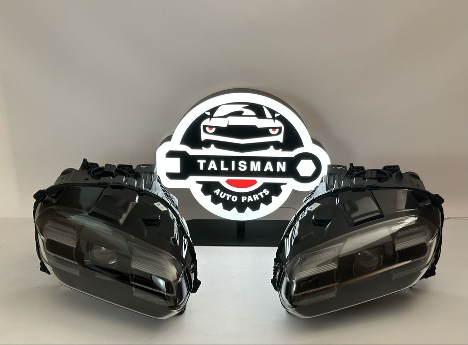 Porsche Taycan фара передня оптика в наявності 9J1941032H 9J1941031H