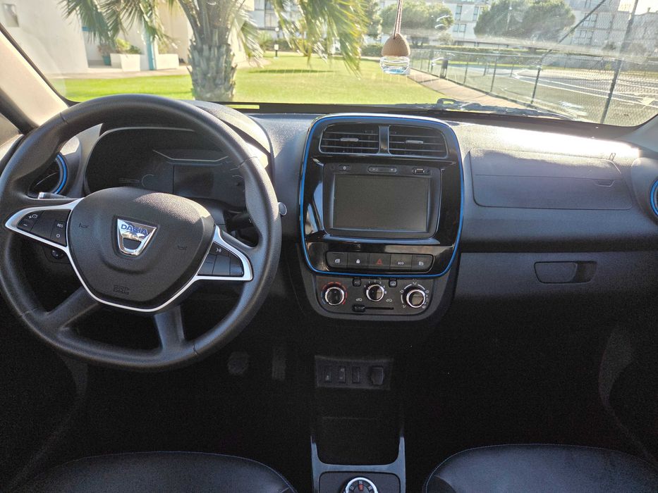 Dacia spring 12/2020 muito económico