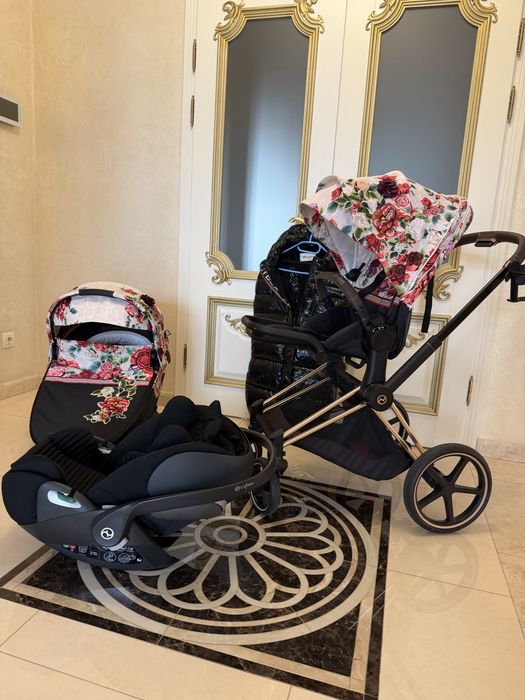 Коляска для новонароджених Cybex e-Priam 4.0 Fashion Edition Spring Blossom Light шасі Rosegold