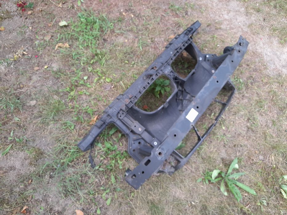 Bmw e87 e81 e82 e88 pas przód wzmocnienie przednie belka