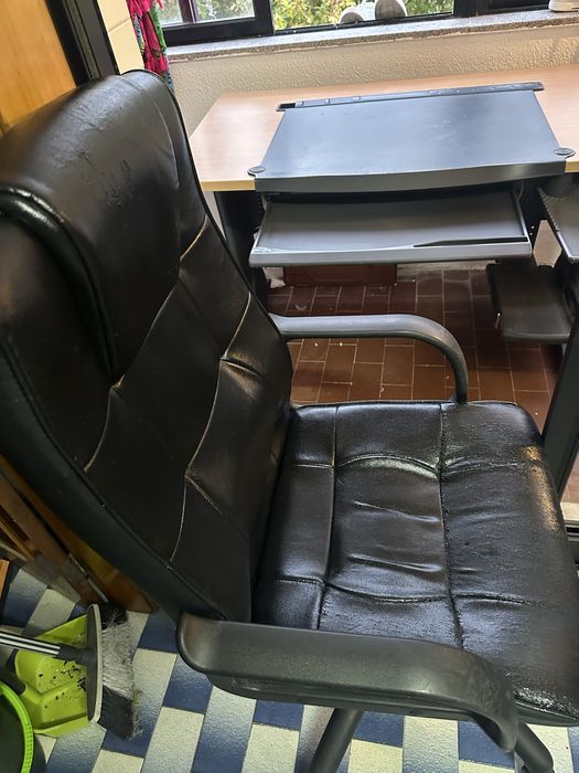 Mesa secretaria mas cadeira