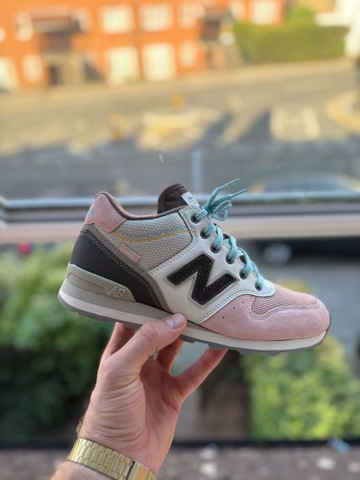 Жіночі кросівки  New Balance 996  Оригінал Нові Розмір 37 5 є інші мод