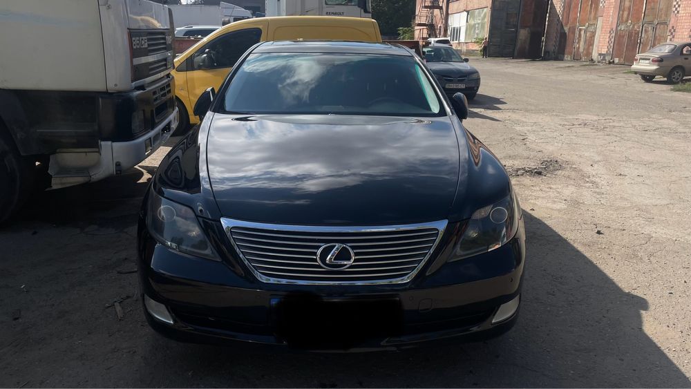 капот  Lexus LS460 2006-2011