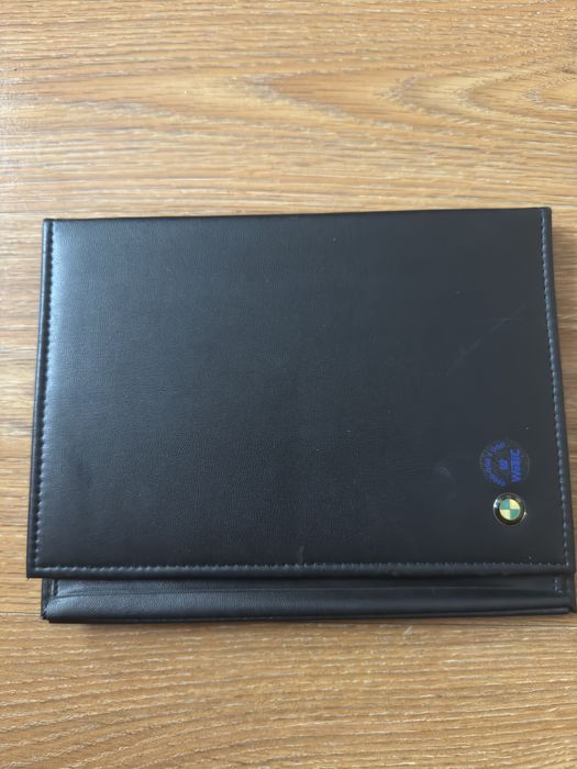 Etui na instrukcję obsługi / dokumenty BMW