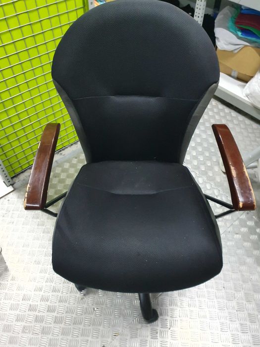 Cadeira Escritório Bom Estado!