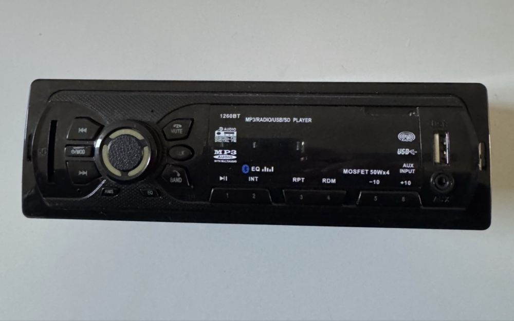 Auto rádio como novo