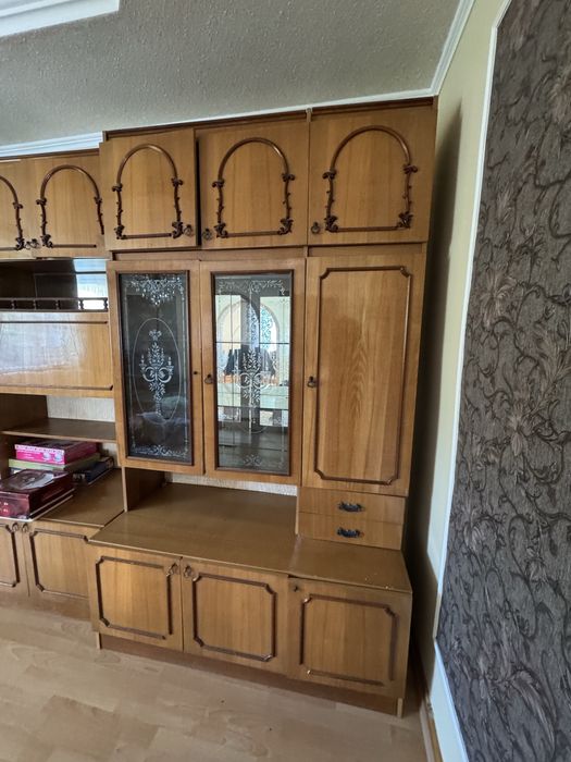 Стінка в гарному стані