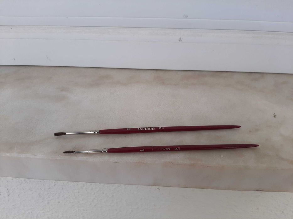 2 pinceis Pelikan 25 nr 1 e 2.