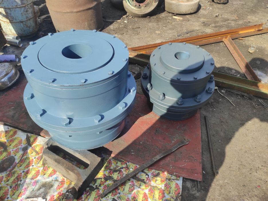 Новые зубчатые муфты и Мз10 1шт  мз12 2шт