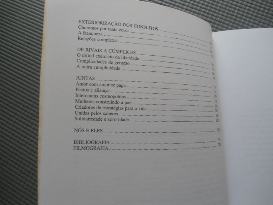 Mulheres contra Mulheres de Carmen Alborch