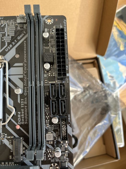 Gigabyte Motherboard Intel Compatible64750874484737122