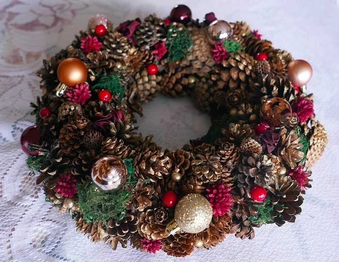 Wieniec świąteczny ręcznie robiony